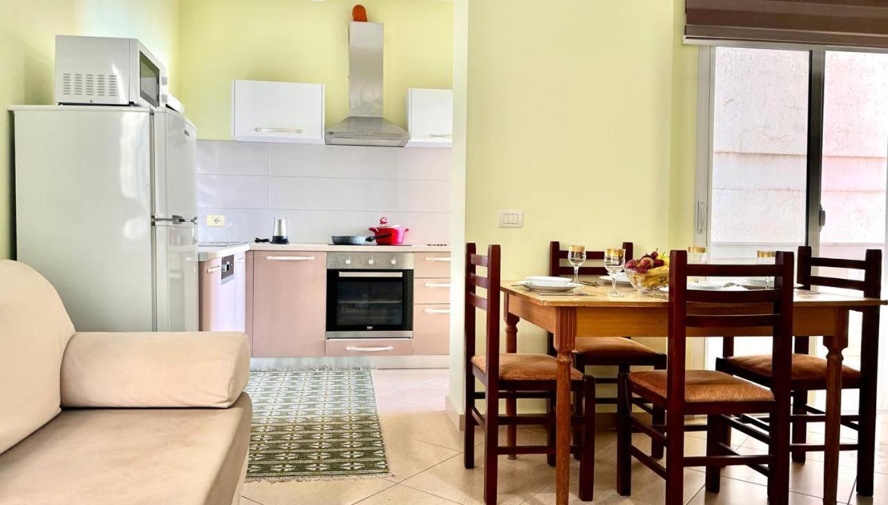 Cozy Sea View Apartment K4 Sarandë Exteriör bild