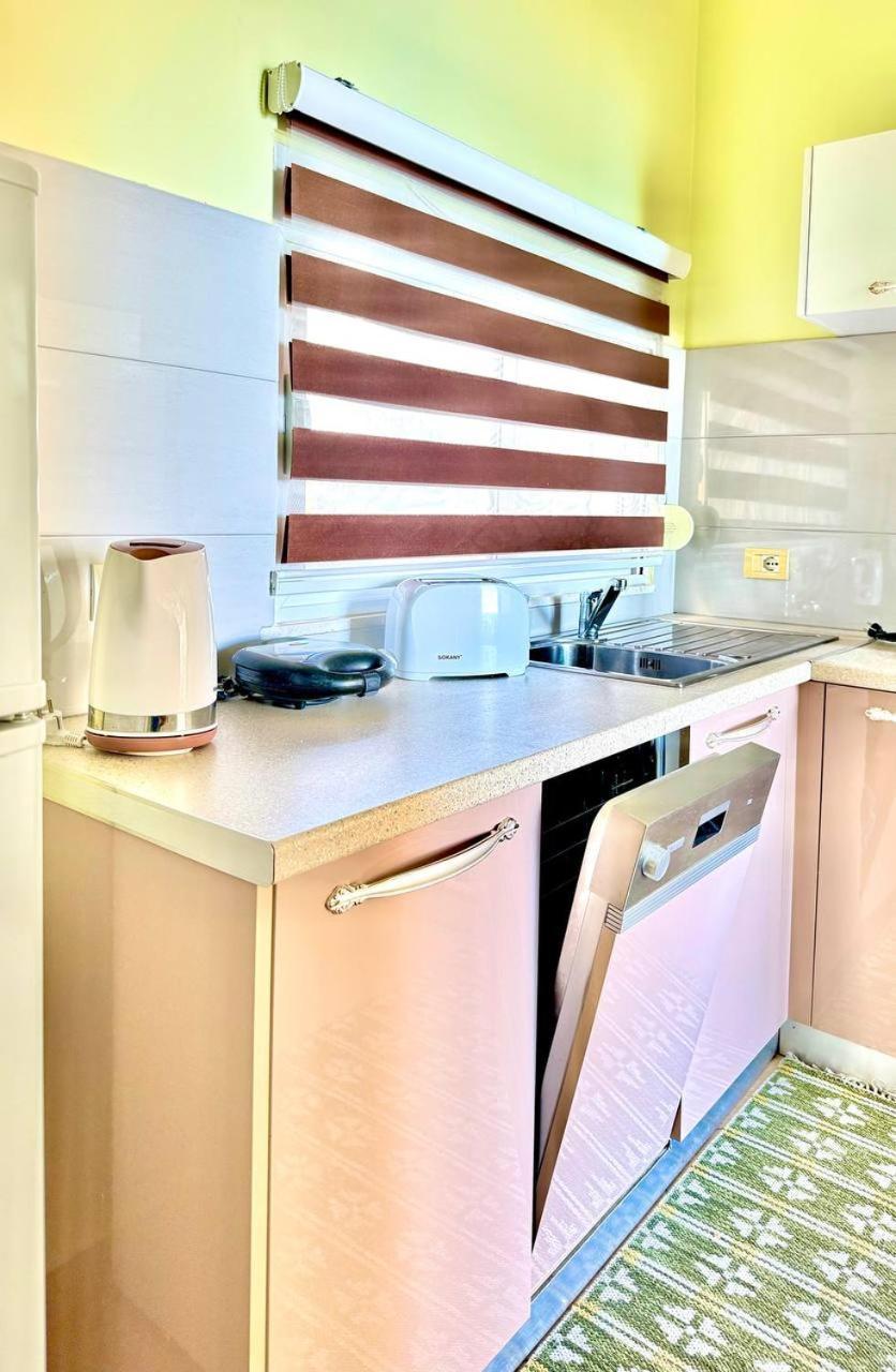 Cozy Sea View Apartment K4 Sarandë Exteriör bild