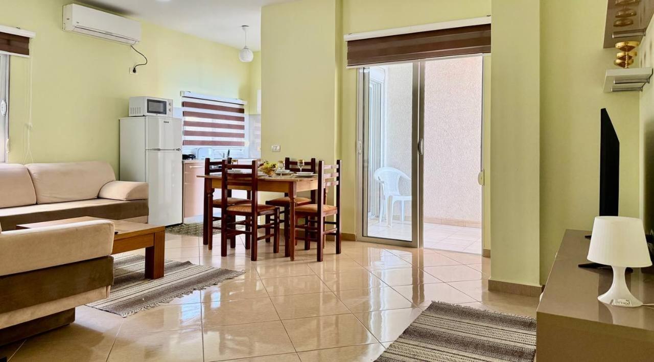 Cozy Sea View Apartment K4 Sarandë Exteriör bild